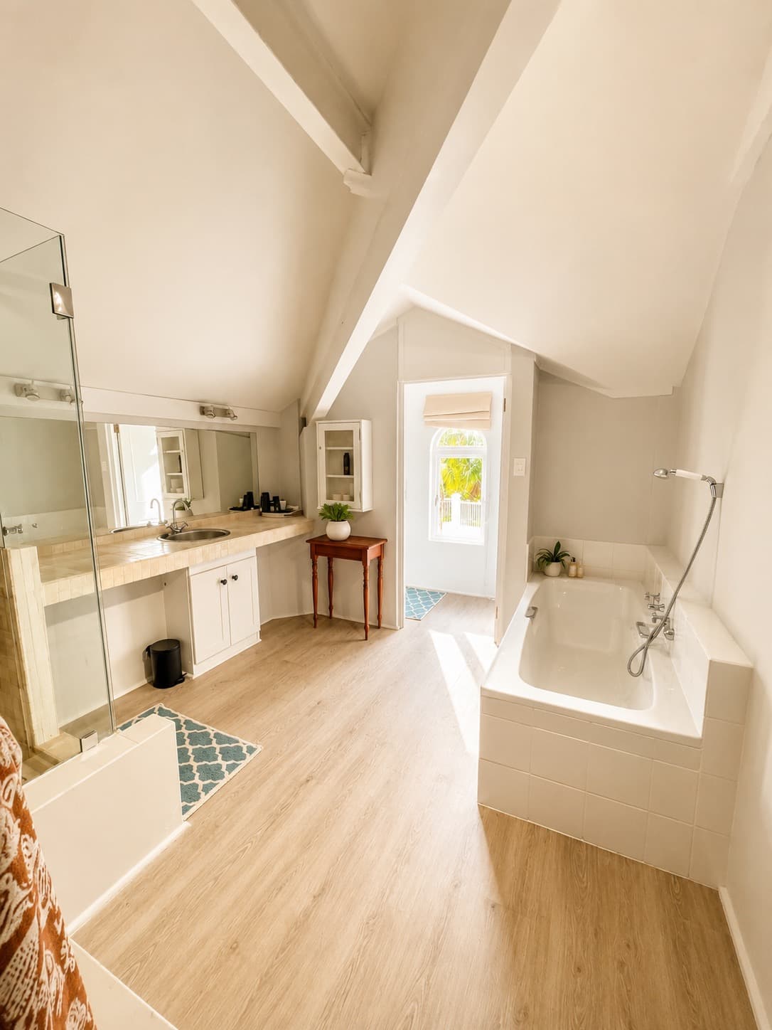 The Flat bathroom